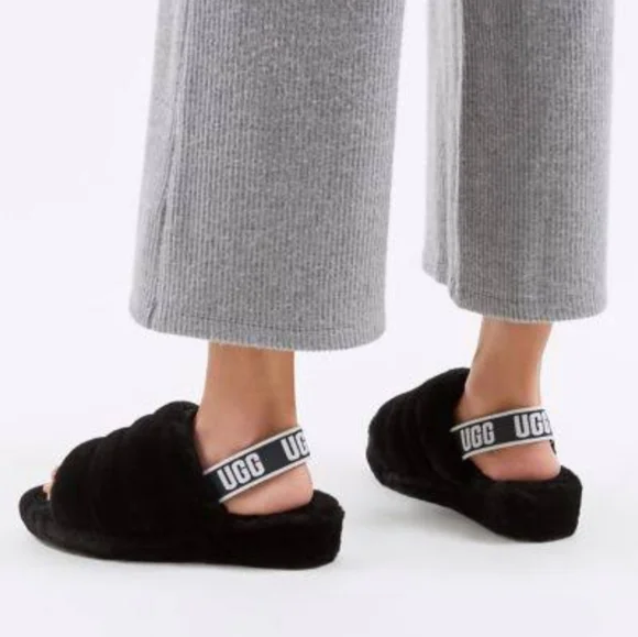 新品　未使用　UGG W SUPER FLUFF SLIPPER ブラック 7 UGG Women's Slides - Super Fluff Slipper – InStyle-Tuscaloosa
